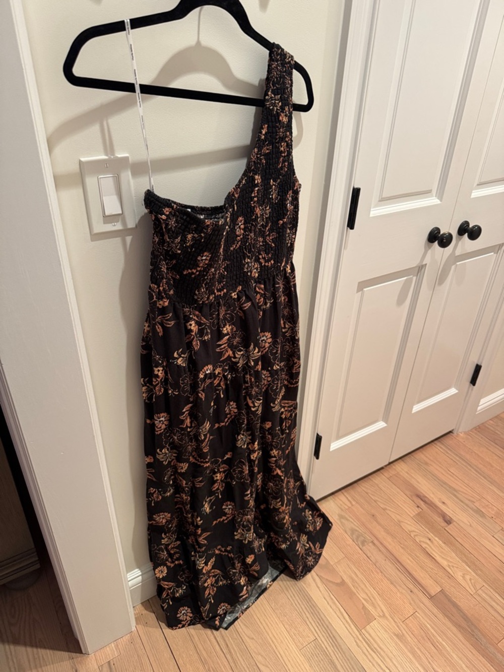 Charlie Holiday One-Shoulder Black Maxi Dress with Brown Floral Print